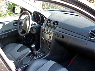 interieur mazda 3 mps