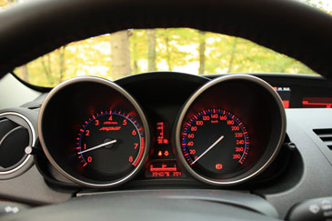 interieur mazda 3 mps