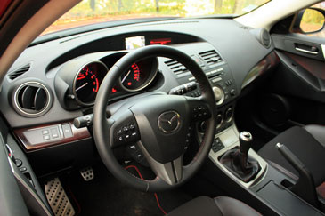 interieur mazda 3 mps