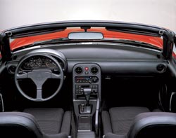 interieur mazda mx-5 na miata