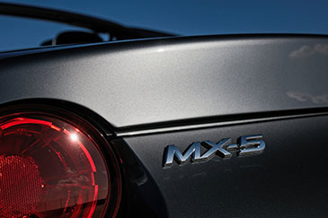 fiche technique performances mazda mx-5 rf 2017 2.0 160 ch bva