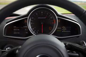 interieur mclaren 12c