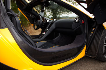 interieur mclaren 650s spider