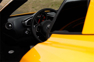 interieur mclaren 650s spider