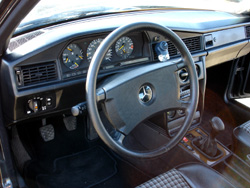 interieur mercedes 190 e 2.5-16 evolution I