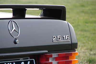 logo mercedes-benz 190e 2.5-16