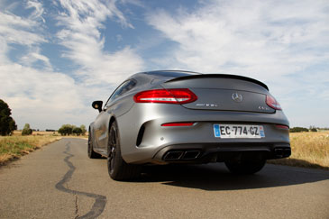 mercedes benz c 63 s amg coupé arriere