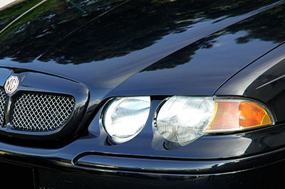 fiche technique performances mg zs 180 v6 2.5 177 ch