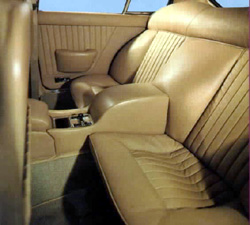 interieur monica 560