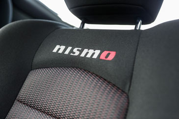 interieur 370z nismo