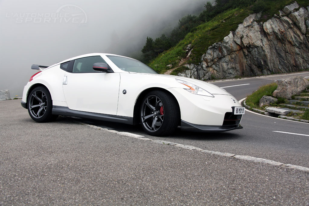 nissan 370z nismo