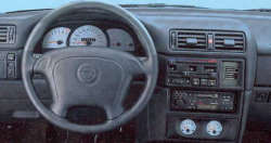 interieur opel calibra