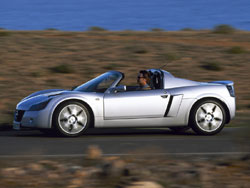 Photo OPEL SPEEDSTER Turbo 