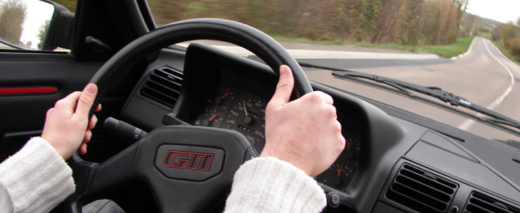 essai peugeot 205 gti 1.6 115 ch