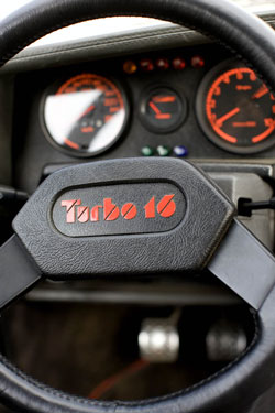 volant 205 turbo 16