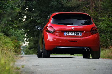 peugeot 208 gti peugeot sport