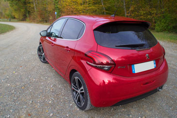 peugeot 208 gt line phase 2