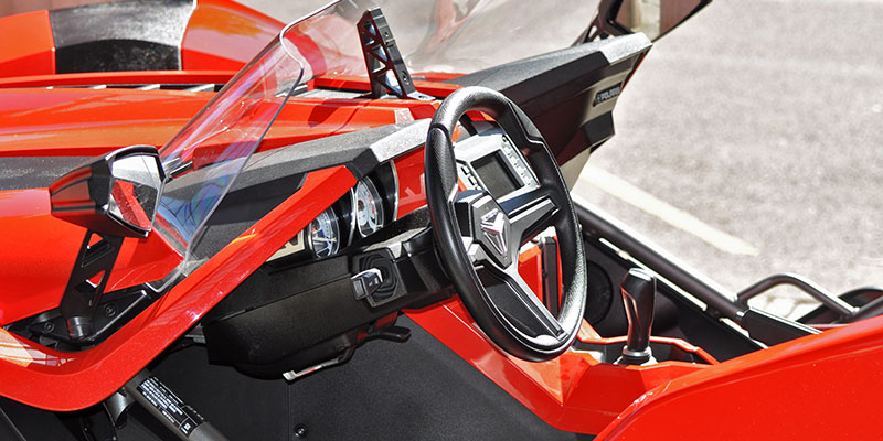 interieur polaris slingshot sl