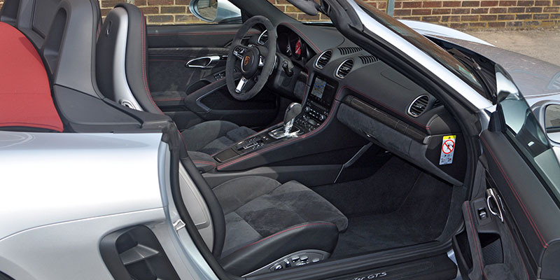 intérieur porsche 718 boxster gts pack gts