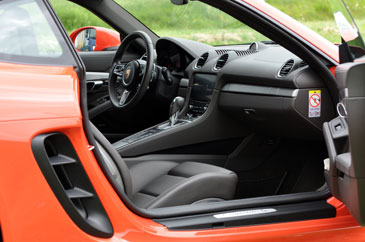 interieur porsche 718