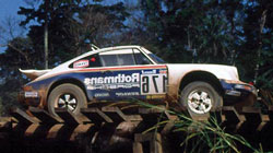 porsche 911 carrera 4x4 dakar 1984