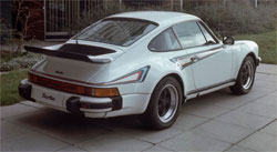 porsche 911 turbo 930 martini racing