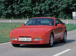 porsche 944 s2