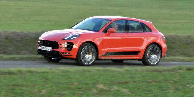 Photo PORSCHE MACAN Turbo Pack Performance 