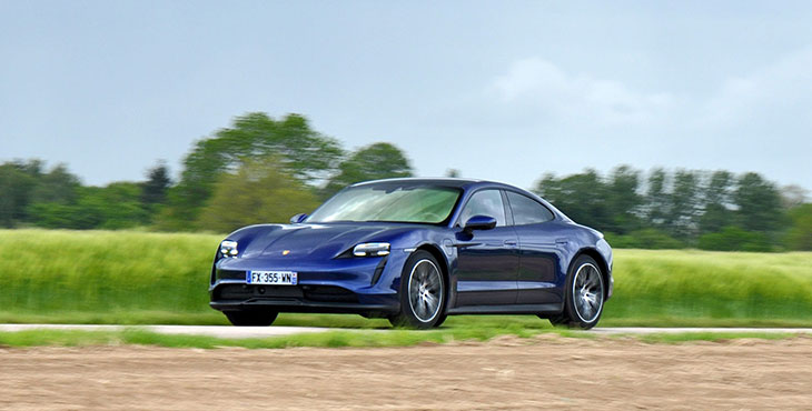 porsche taycan rwd arriere