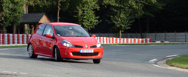 essai renault clio 3 rs