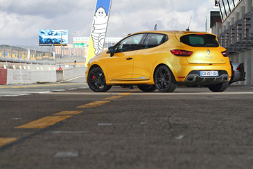 RENAULT CLIO (4) RS 200 EDC (2013-) - ESSAI