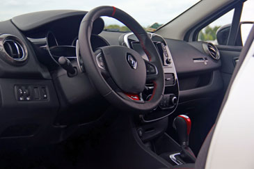 interieur clio 4 rs trophy 220