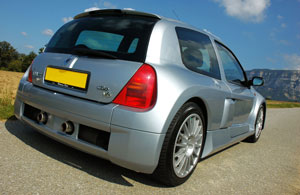 Photo RENAULT CLIO (2) V6 phase 1 