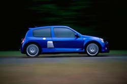 performances renault sport clio v6 phase 2