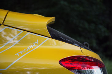 fiche technique performances renault megane 3 rs trophy 275 ch