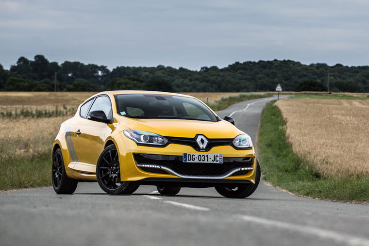 Forum Megane RS • Consulter le sujet - Volant En Cuir Clio 3 RS