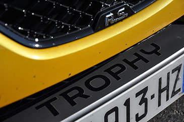 logo renault sport megane 4 rs trophy 300