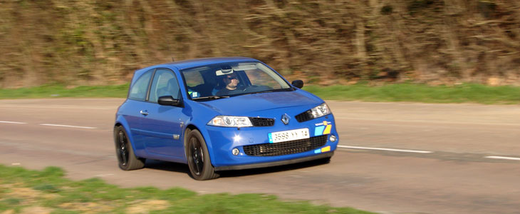 essai renault megane 2 rs f1 team r25