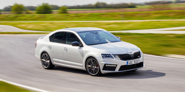 Photo SKODA OCTAVIA (III) RS 230 