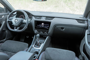 interieur skoda octavia III rs phase 2 restylage 2017