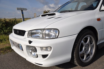 subaru impreza gt