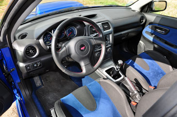 interieur impreza sti 2005