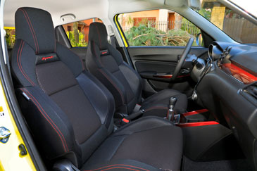 intérieur suzuki swift 
4 sport 2018