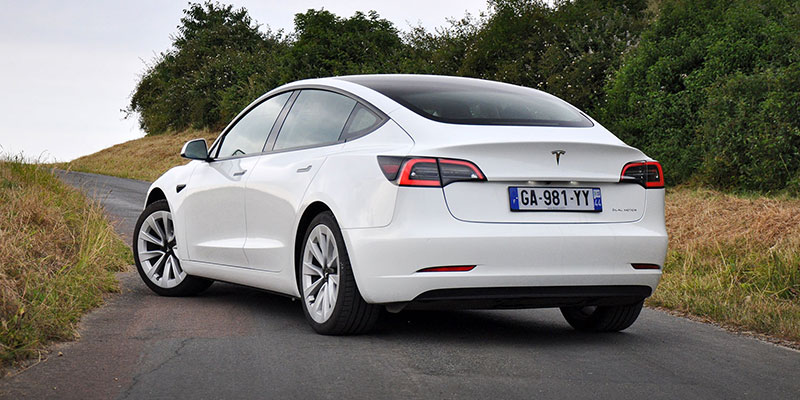 arriere tesla model 3 grande autonomie dual motor