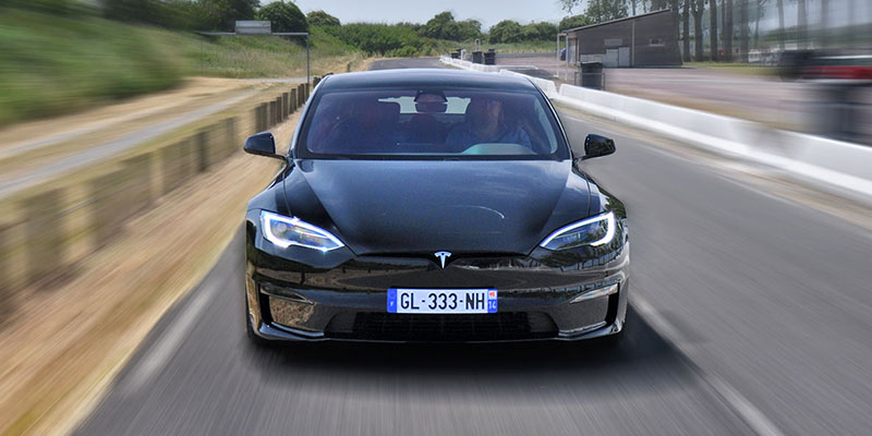 ESSAI TESLA MODEL-S Plaid
