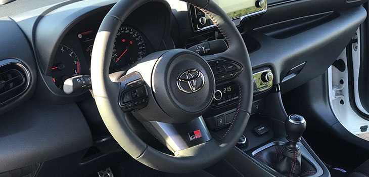 intérieur toyota gr yaris 2020