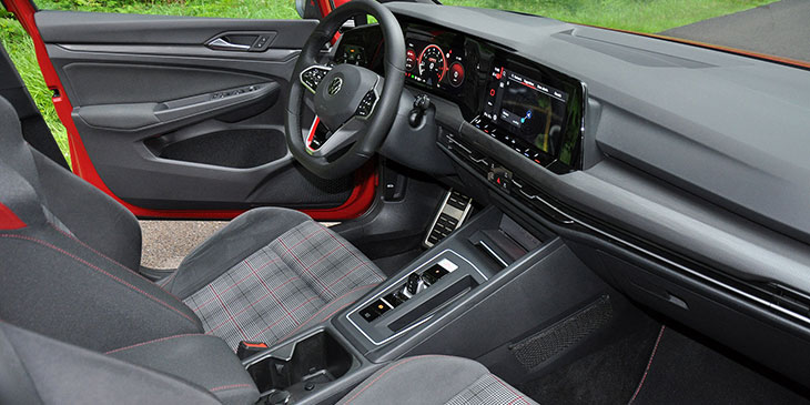 interieur volkswagen golf 8 gti 2021