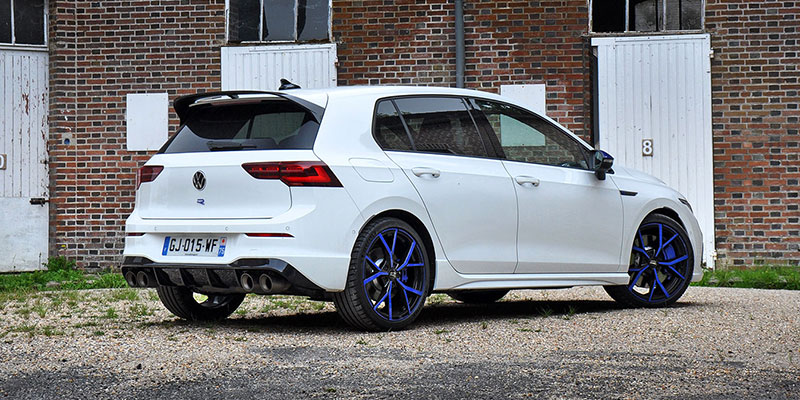 volkswagen golf 8 r 20 ans arriere