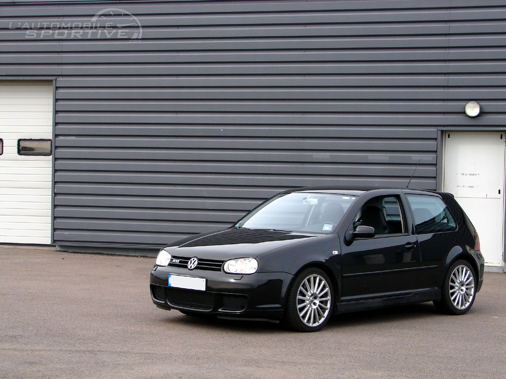 VOLKSWAGEN GOLF (4) R32 (2002-2003) - ESSAI