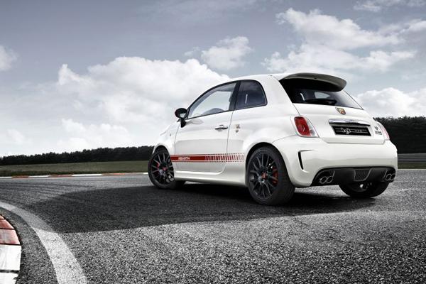 Abarth 595 Yamaha Factory Racing Edition Abarth 595 Yamaha Factory Racing Edition
